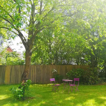 5 Minute Walk To Lego House - N9